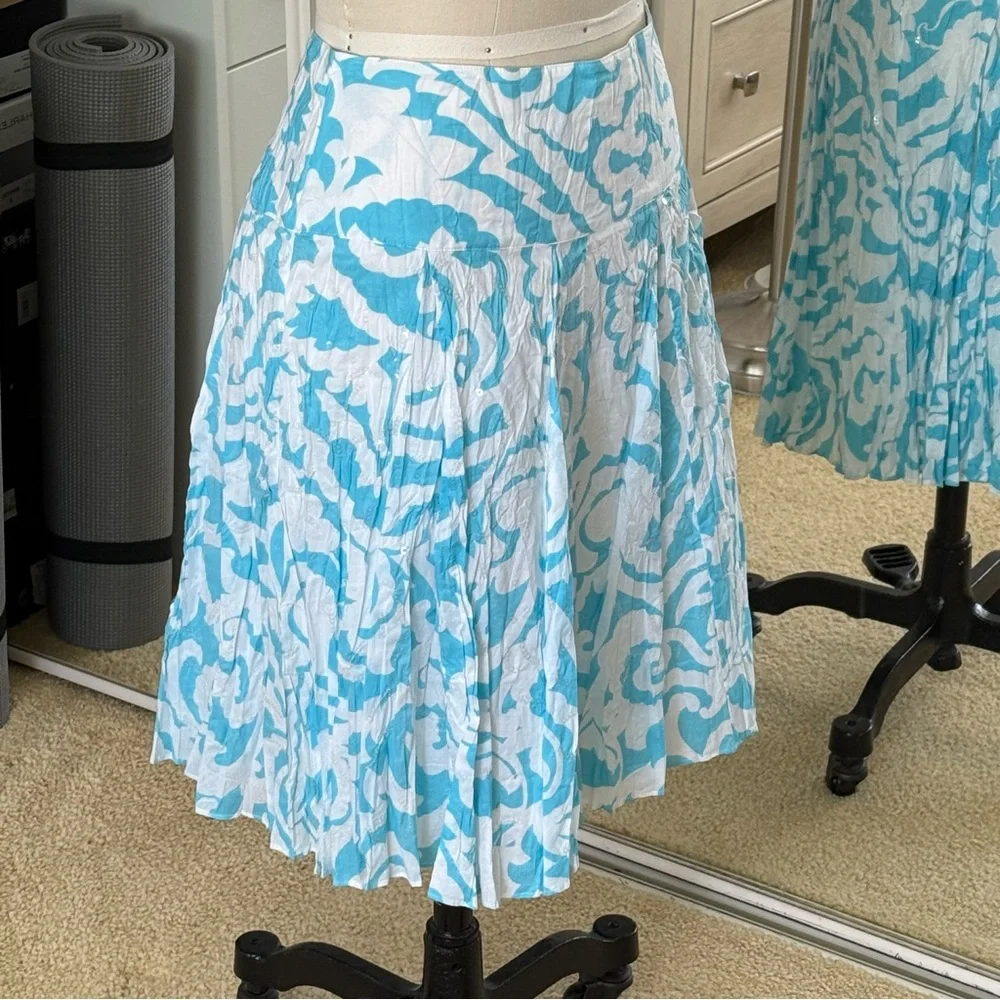 INC International Concept Blue and White Patterned Women's Skirt Size: 6